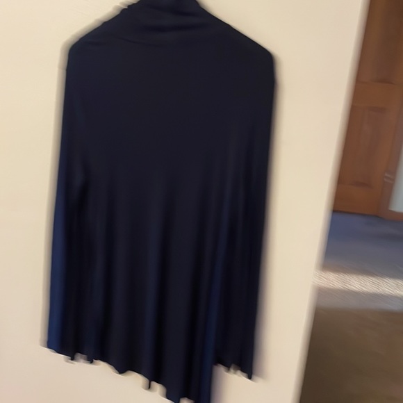 Free People high low hemline black size XS light weight sweater - Picture 5 of 7